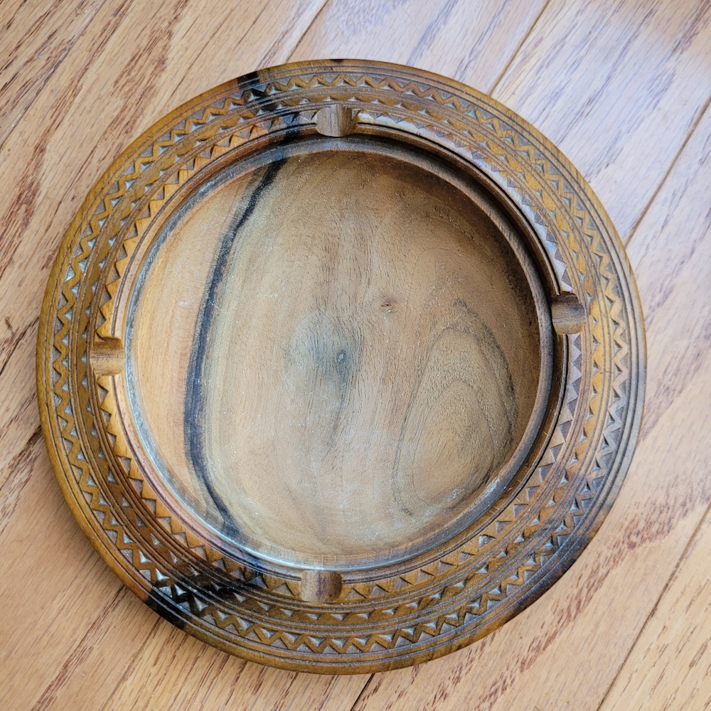 Ornate Wood Carve Trinket Tray Ashtray Home Decor